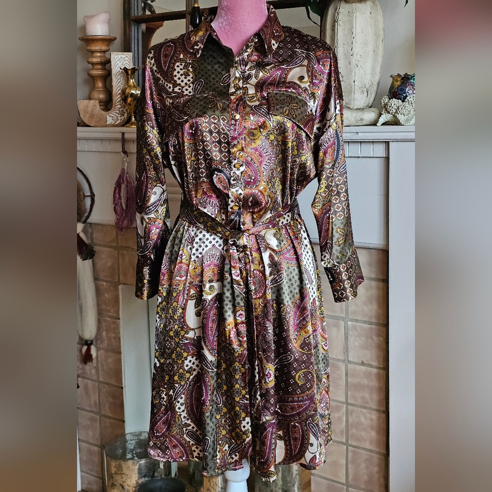 Emma & Michele Button Down Shirt Dress. Paisley Shirt Dress. Boho Style.